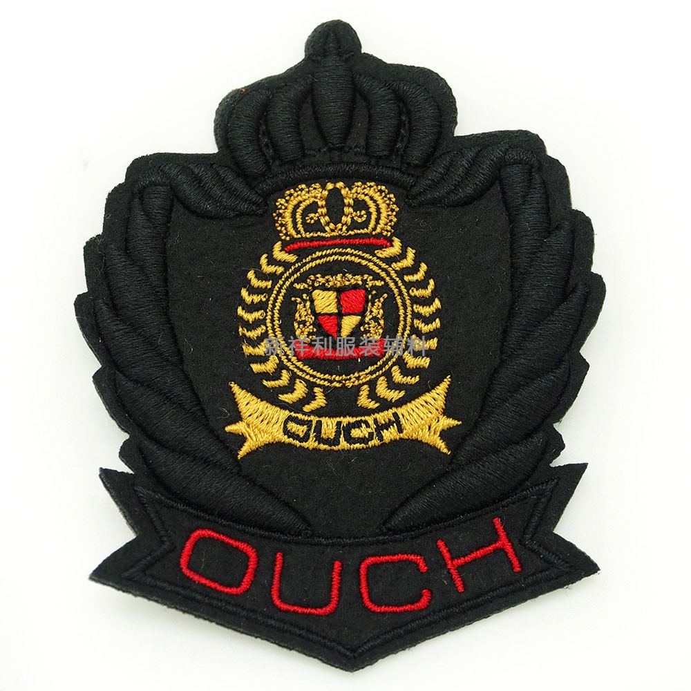 服装草莓视频污在线刺绣臂章 徽章背胶魔术贴LOGO袖章 电脑绣花章仔批发