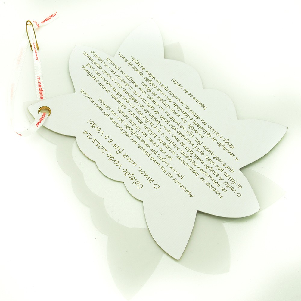 如何解决同批吊牌颜色一致？